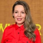 Olivia Colman Is the Indisputable New Queen of Quiet Silver